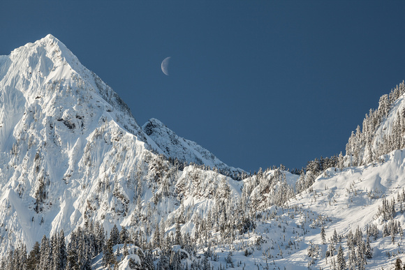 Big Four Mountain and Setting Moon